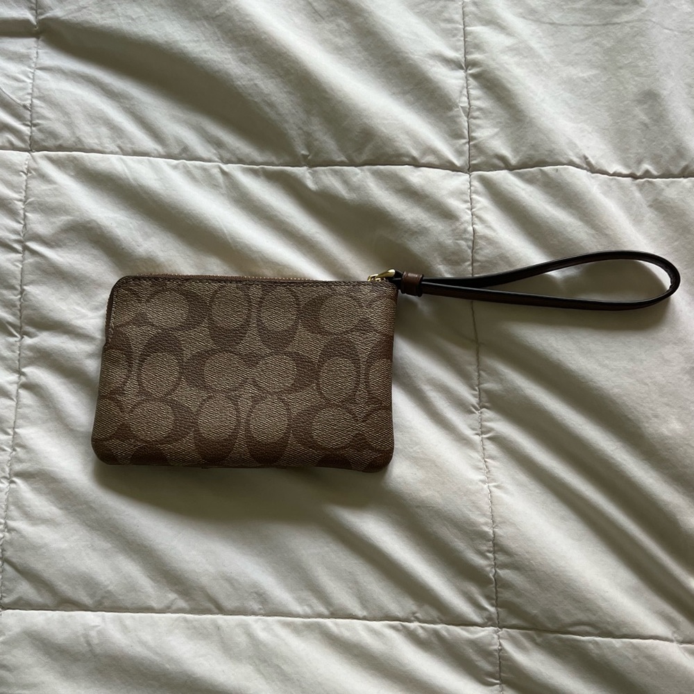Coach Wallet - Picture 3 of 4